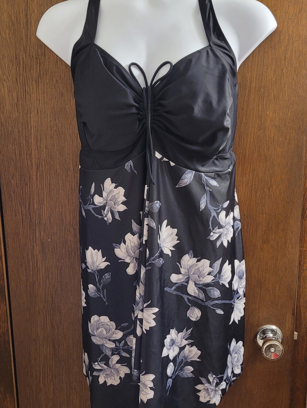Daci Tankini Black W/gray Flowers Women Plus Size 22 Swimsuit top Flowy Padding